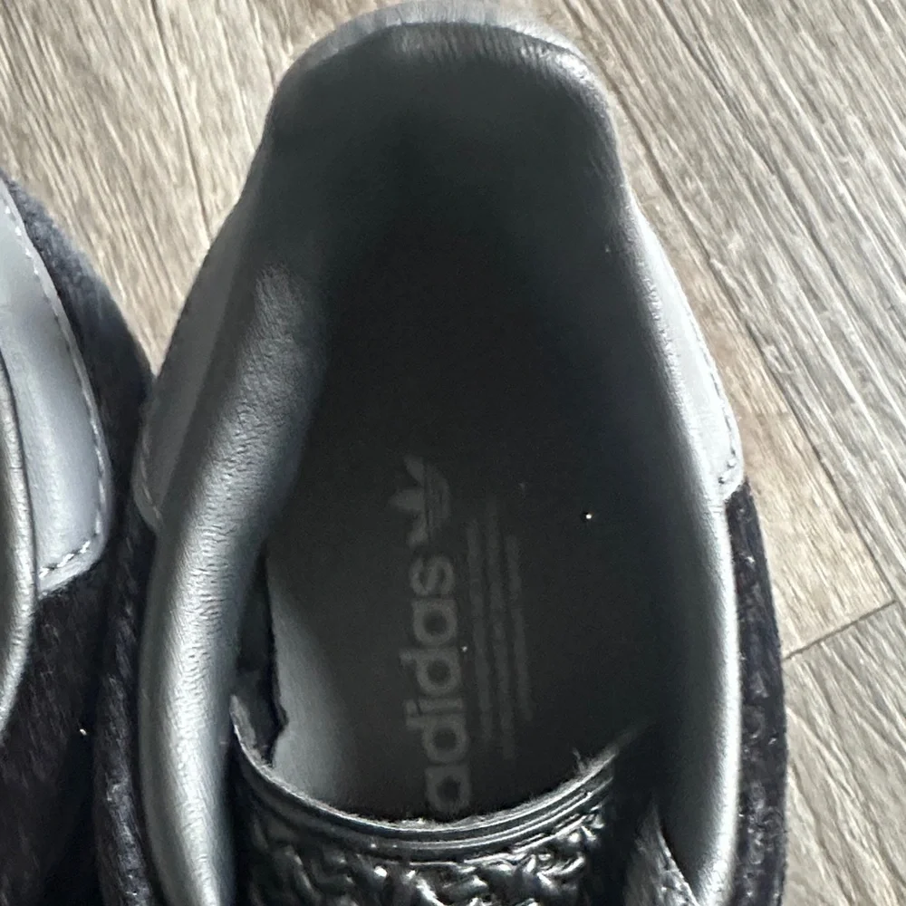 Adidas Black Gazelle women’s size 5 black velvet and suede - Picture 10 of 11